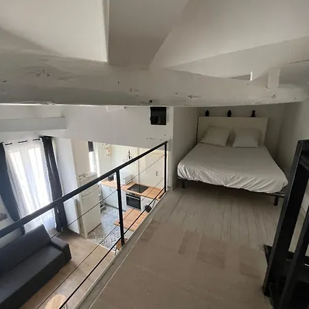 Duplex Centre De * Nimes